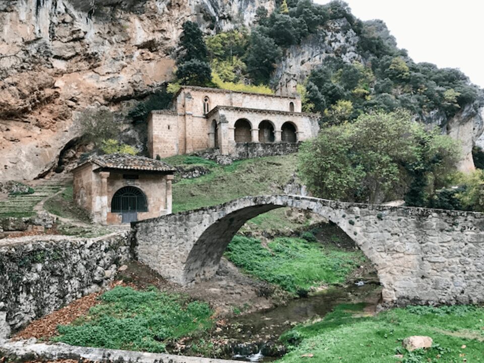 Tobera